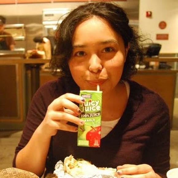 Meet your Posher, Berenice - Picture 1 of 1